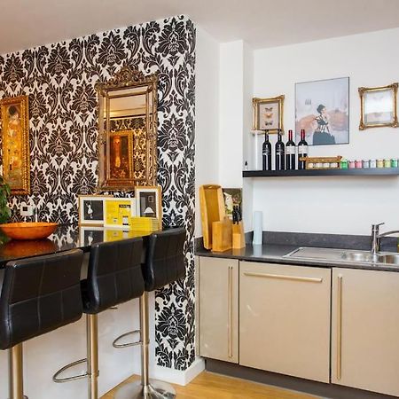 Unique & Welcoming 2Bd Flat In Limehouse Apartment London Exterior photo